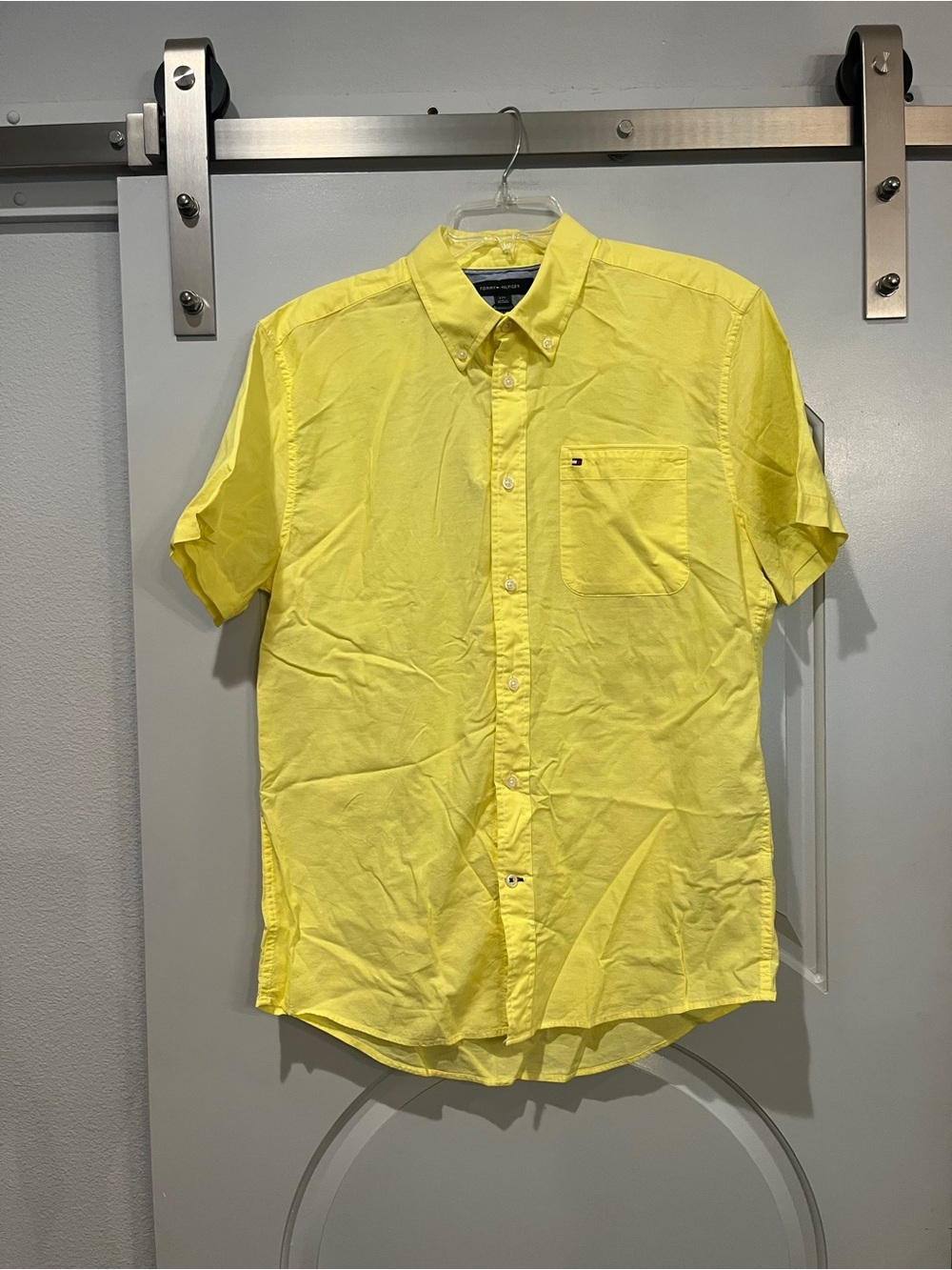 Tommy Hilfiger bright Yellow linen Short-Sleeve Button-Down Shirt. NWT!